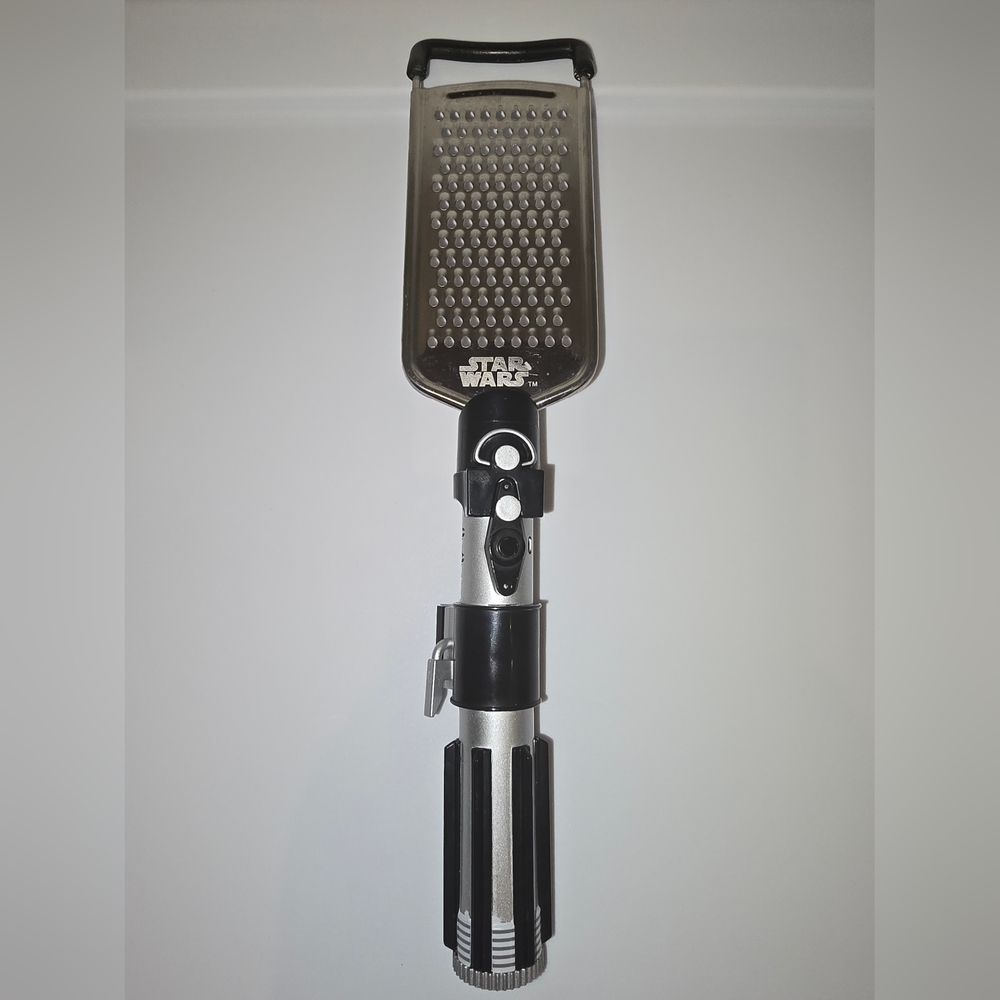 Star Wars Lightsaber Handle Cheese Grater - Silver & Black Mandolorian